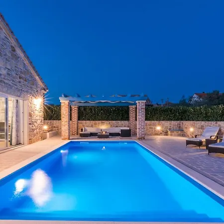 Delozija Villa Sukošan