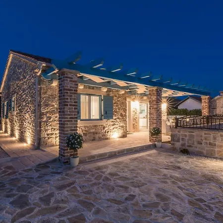 Villa Delozija *