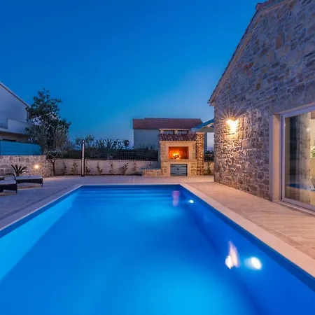 Delozija Villa Sukosan